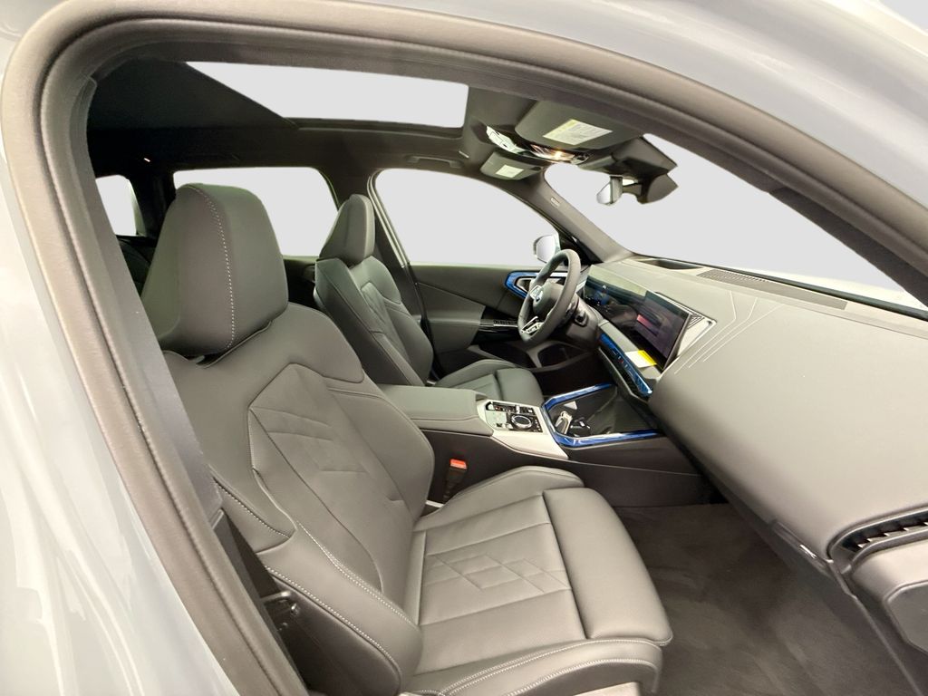 Thumbnail: 2026 BMW X3 - 19