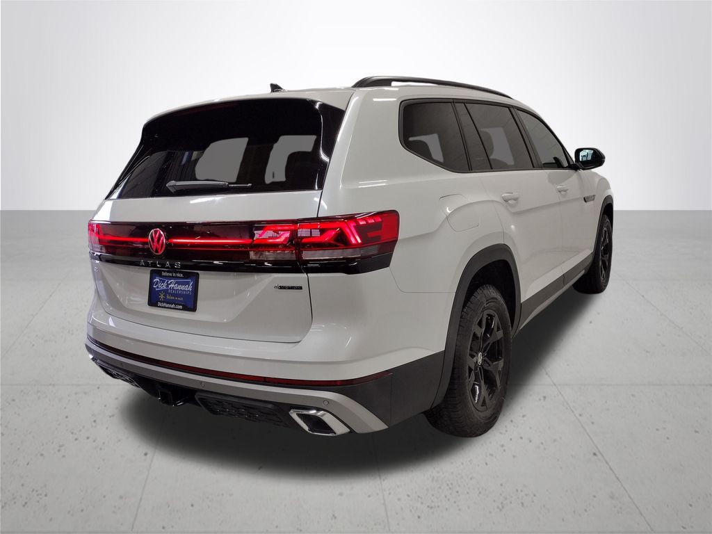 2026 Volkswagen Atlas 2.0T Peak Edition