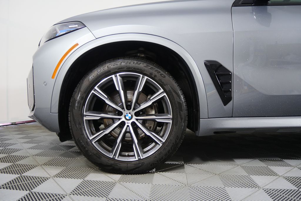 2025 BMW X5 sDrive40i 7