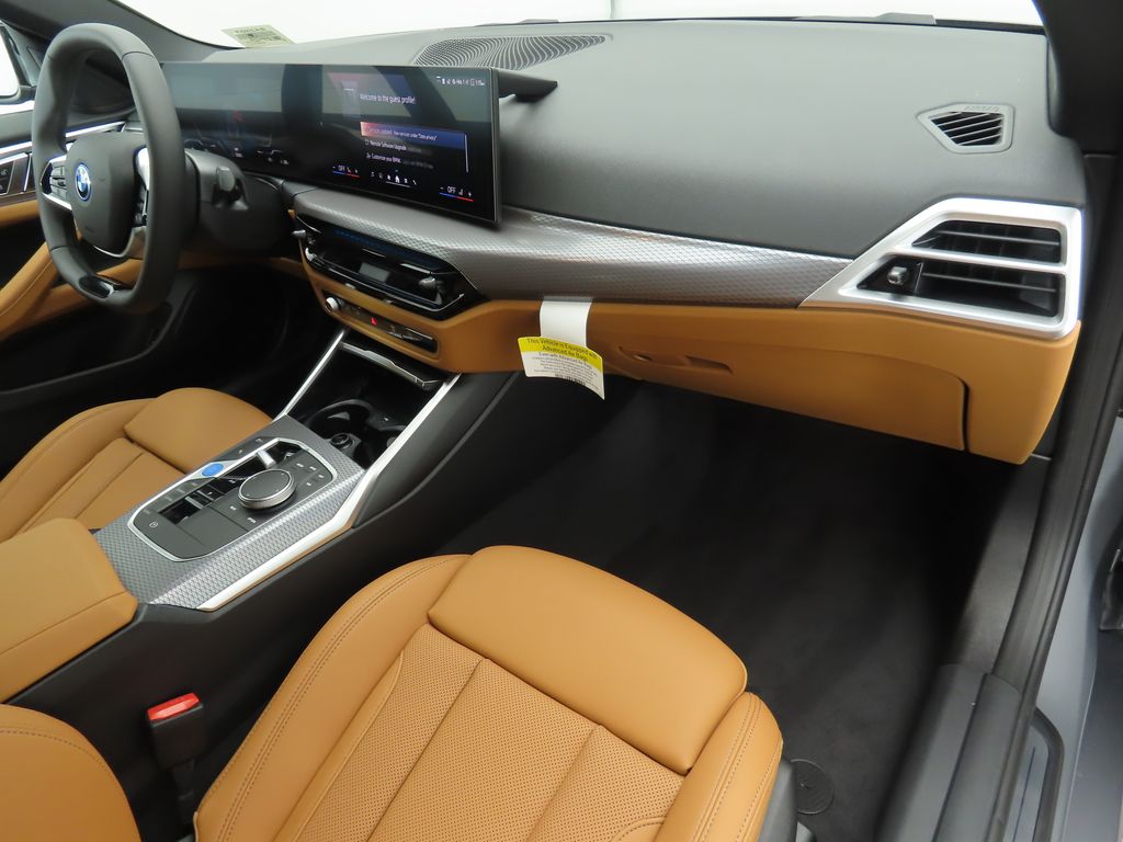 2025 BMW i4 eDrive40 17