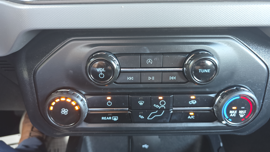 Certified Used 2023 Red Ford Base image 34