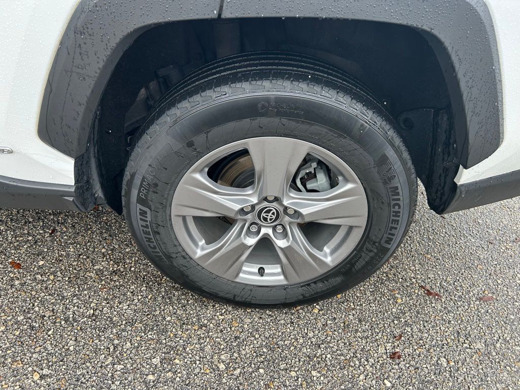 Thumbnail: 2023 Toyota RAV4 - 9