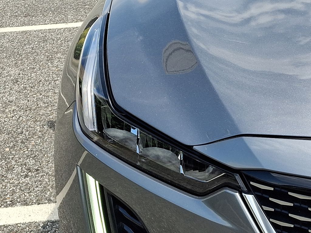 Thumbnail: 2022 Cadillac CT5 - 9