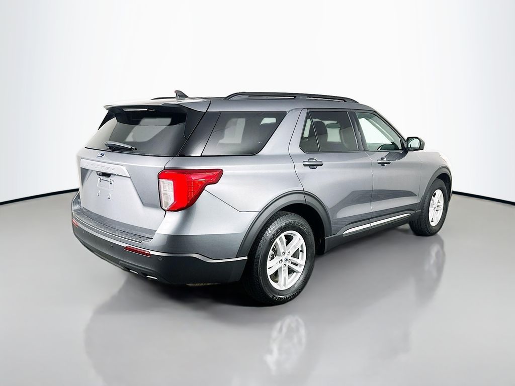 Used 2023 Gray Ford XLT image 7