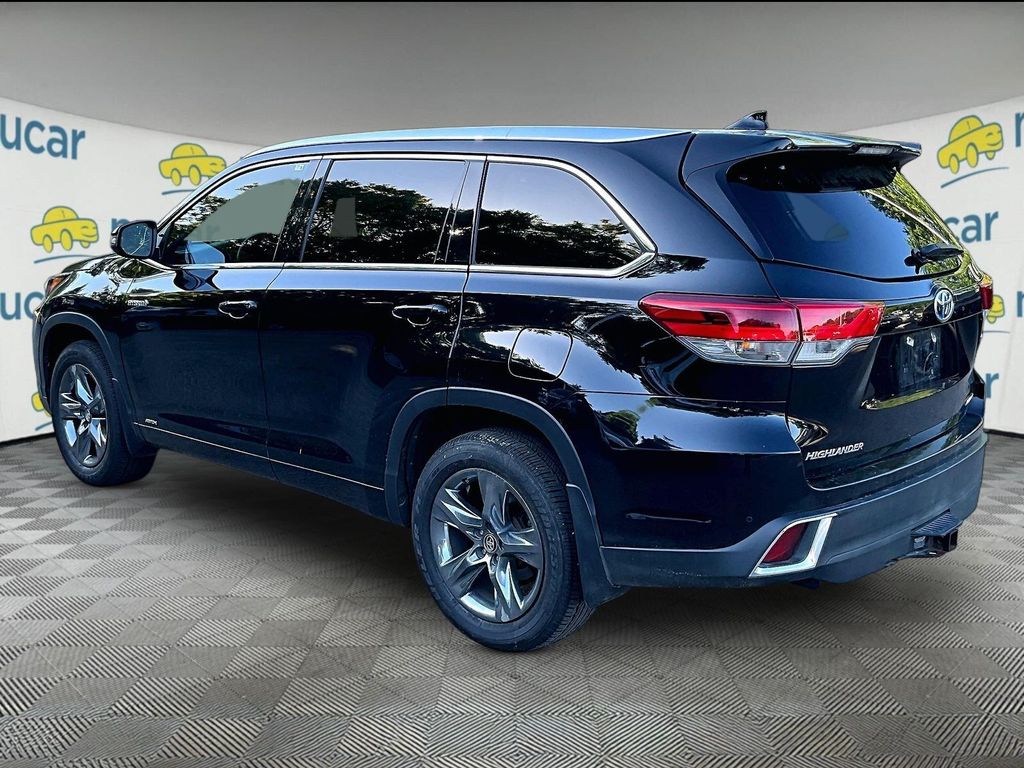 2019 Toyota Highlander Hybrid — photo 5