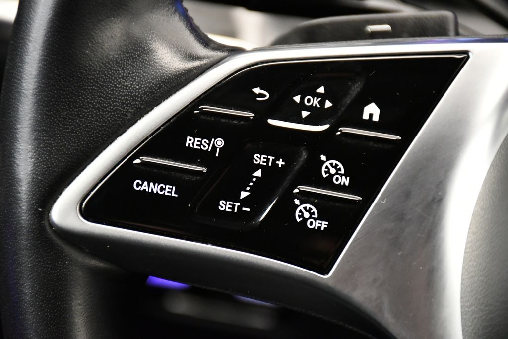 Thumbnail: 2023 Mercedes-Benz GLC - 23