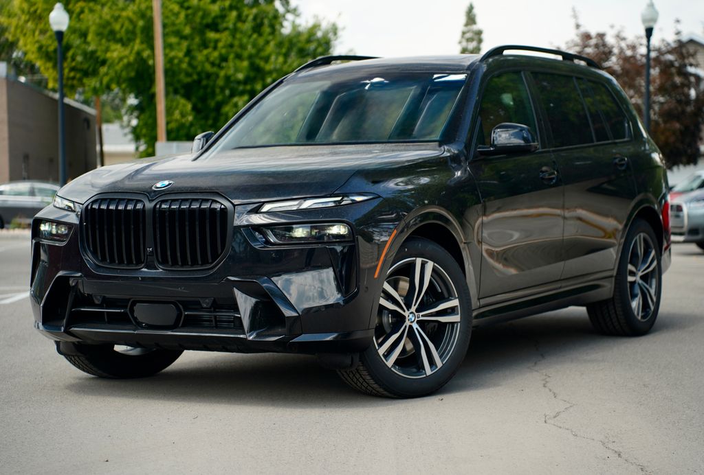 Black Sapphire Metallic 2027 BMW X7 SUV / Crossover All-Wheel Drive 8-Speed Automatic