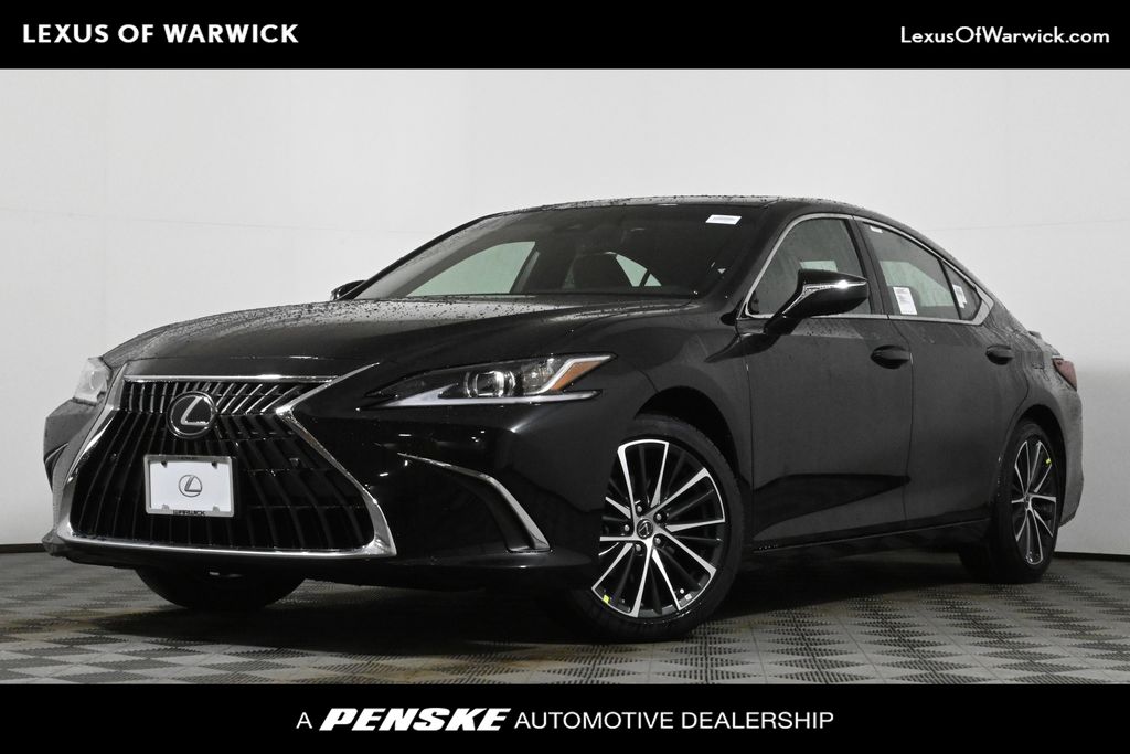 2025 Lexus ES 350 Hero Image