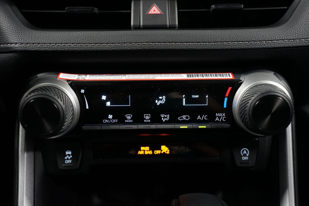 Thumbnail: 2025 Toyota RAV4 - 20