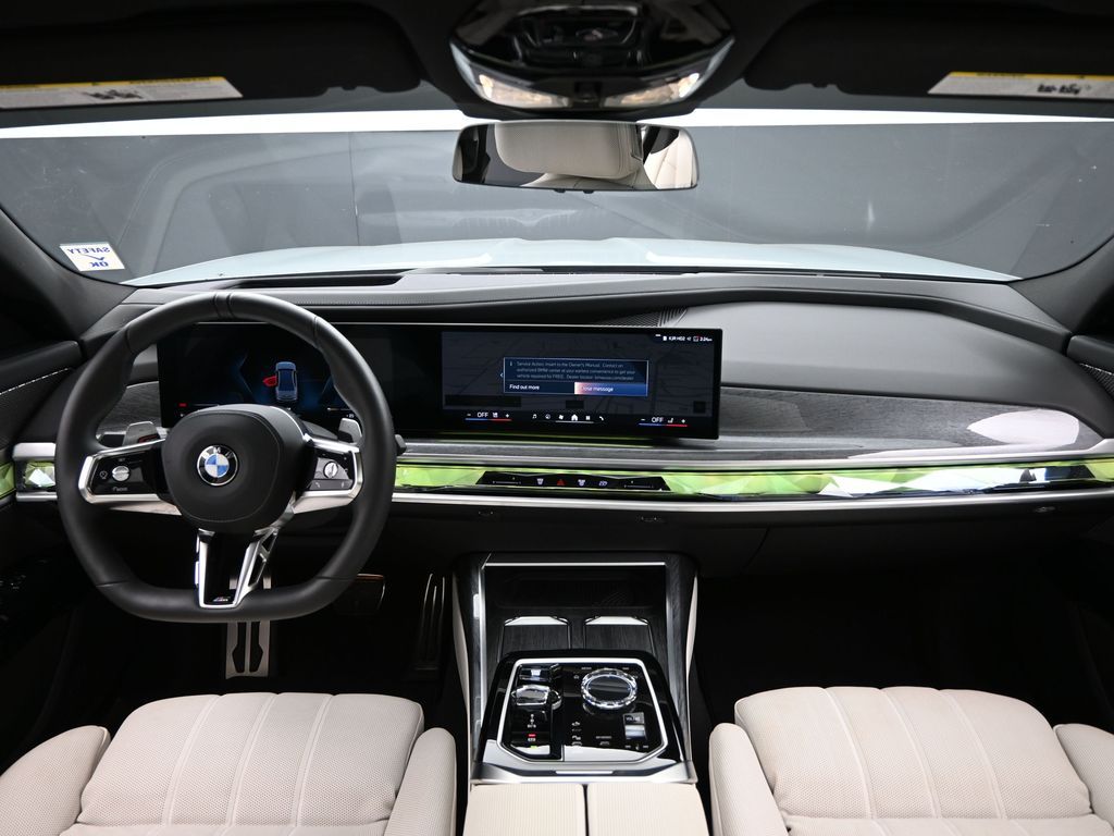 2024 BMW 760i xDrive