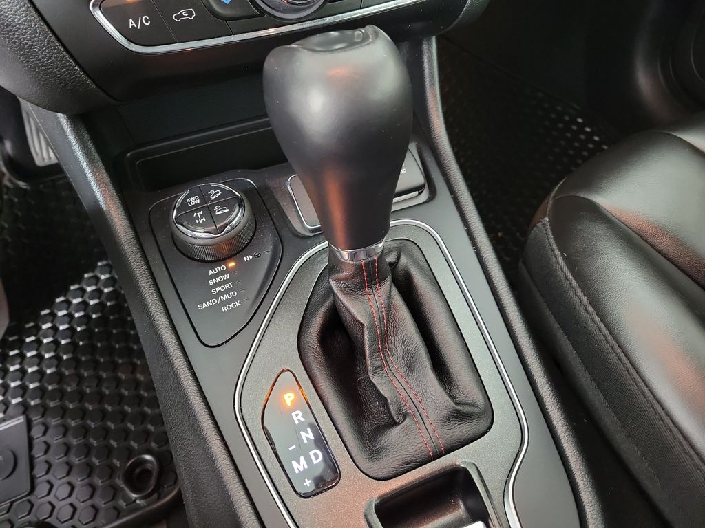 2022 Jeep Cherokee Trailhawk Black at Classic Elite Chevrolet Sugar Land