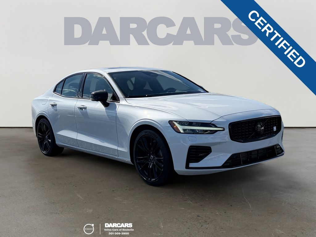 2024 Volvo S60 Recharge T8 Ultimate Black Edition eAWD