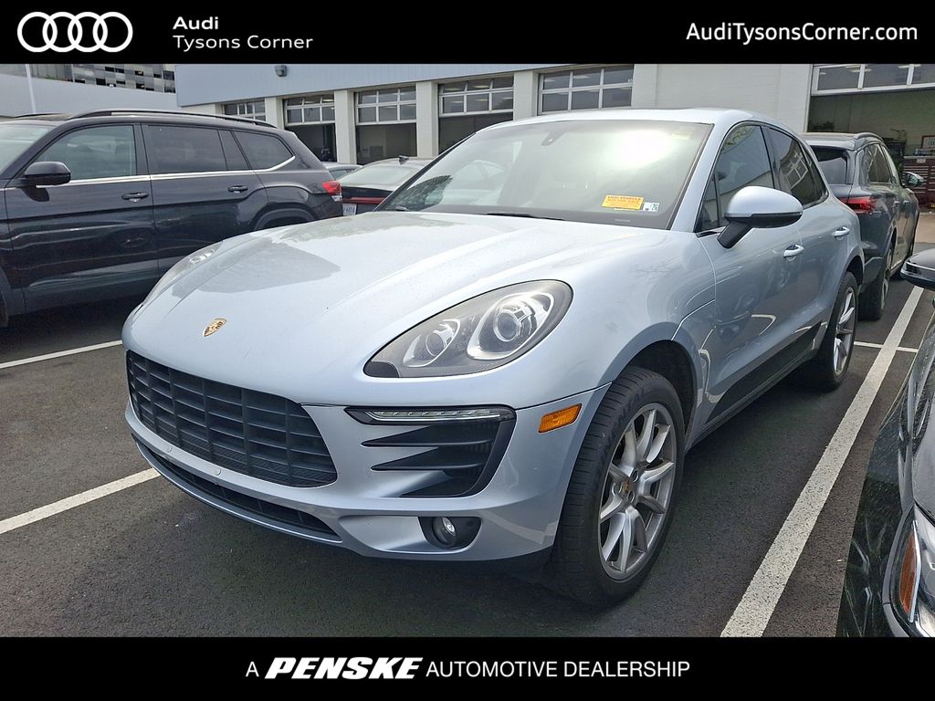 2016 Porsche Macan S -
                  Vienna, VA
