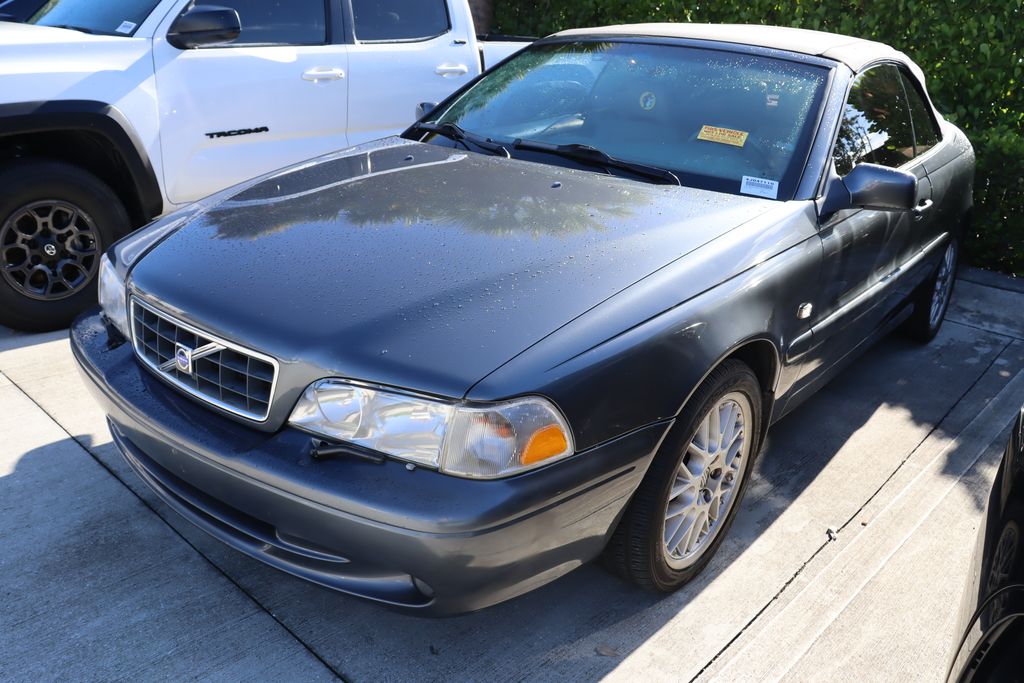 Thumbnail: 2004 Volvo C70 - 2