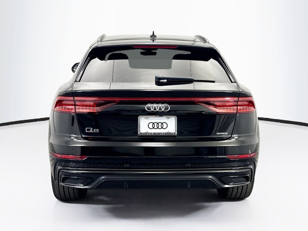 Thumbnail: 2020 Audi Q8 - 6