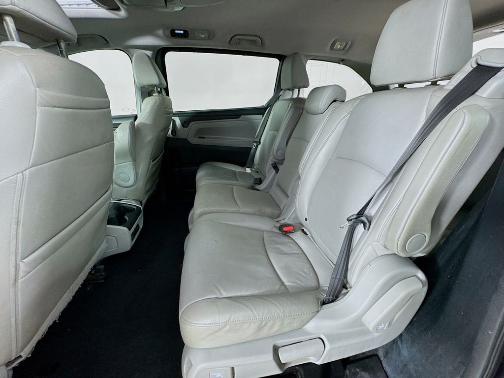 Used Car 2018 Honda Odyssey  Touring For Sale Under $25,000 In Austin, Texas