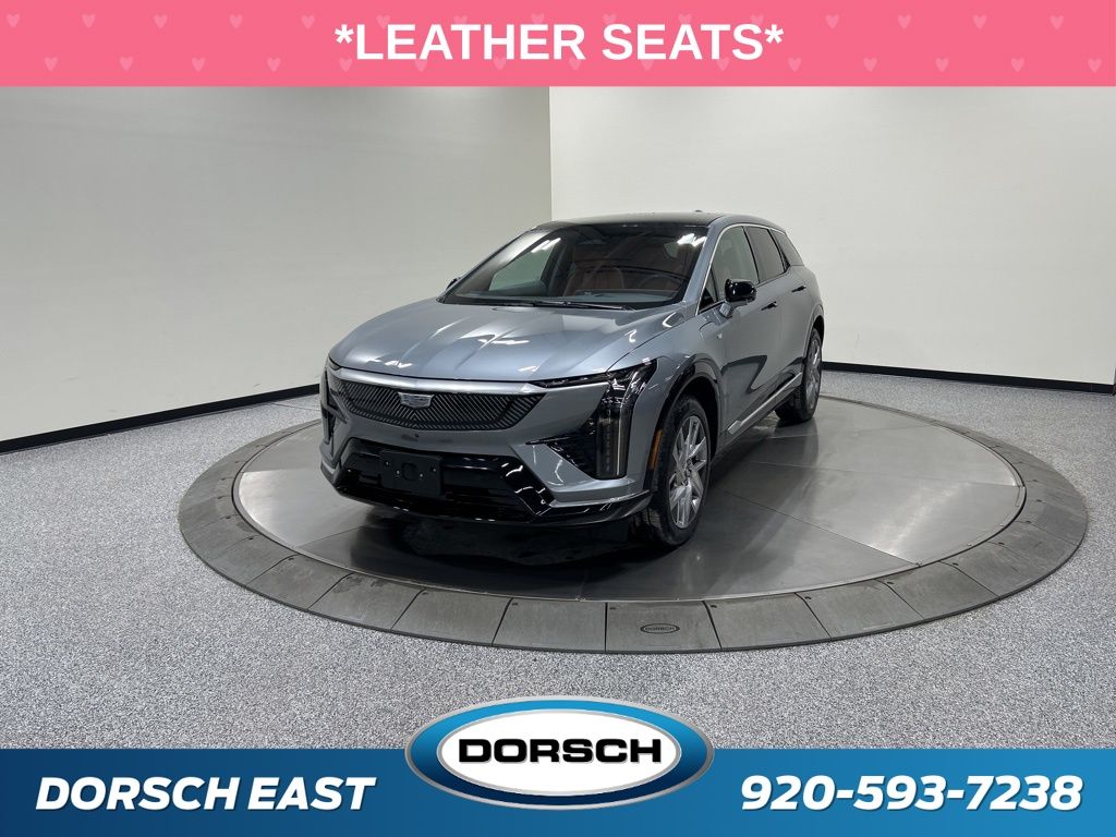 2025 Cadillac OPTIQ Luxury 2 AWD