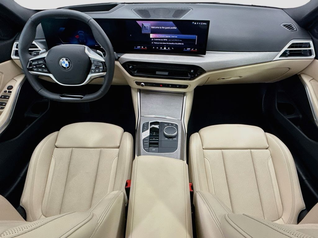 Thumbnail: 2025 BMW 3 Series - 13