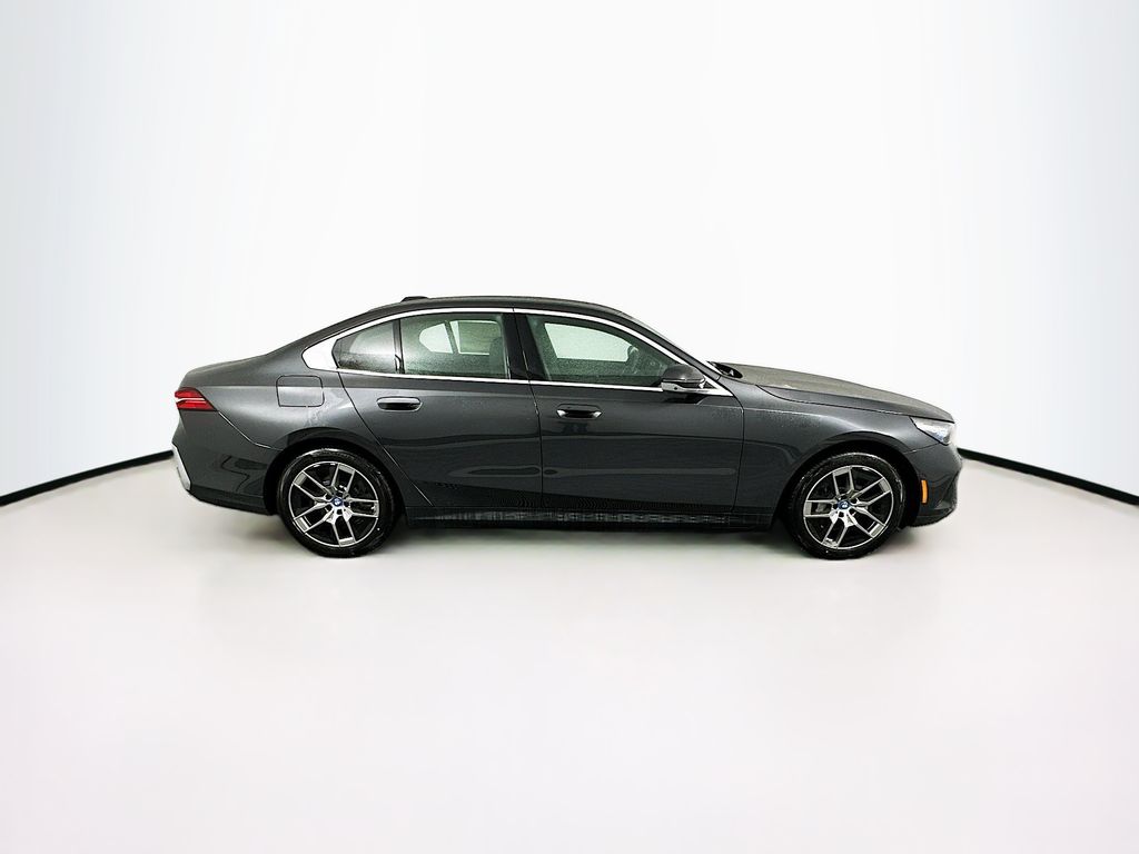 Thumbnail: 2024 BMW i5 - 4