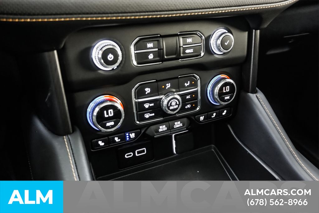 Used 2024 Black GMC AT4 image 41