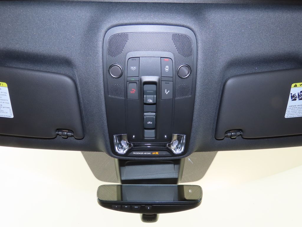 Thumbnail: 2025 Audi Q3 - 25