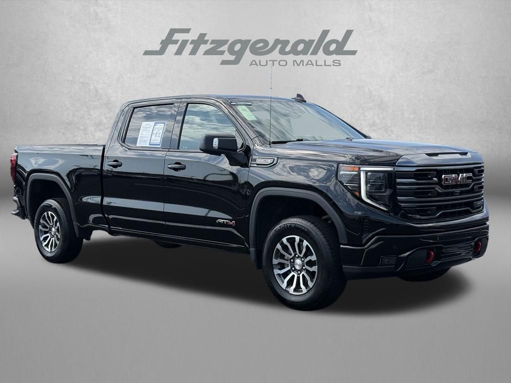 2023 GMC Sierra 1500 AT4 Crew Cab 4WD