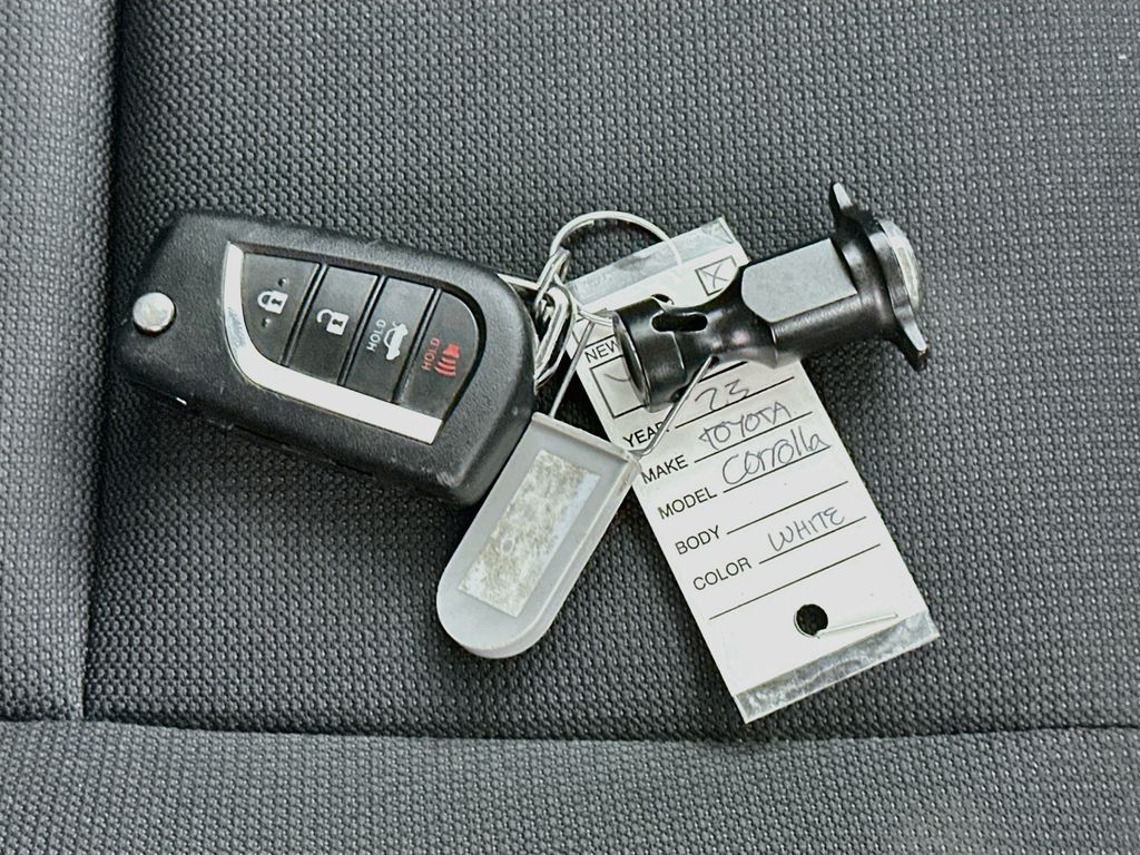 ToyotaCorolla32