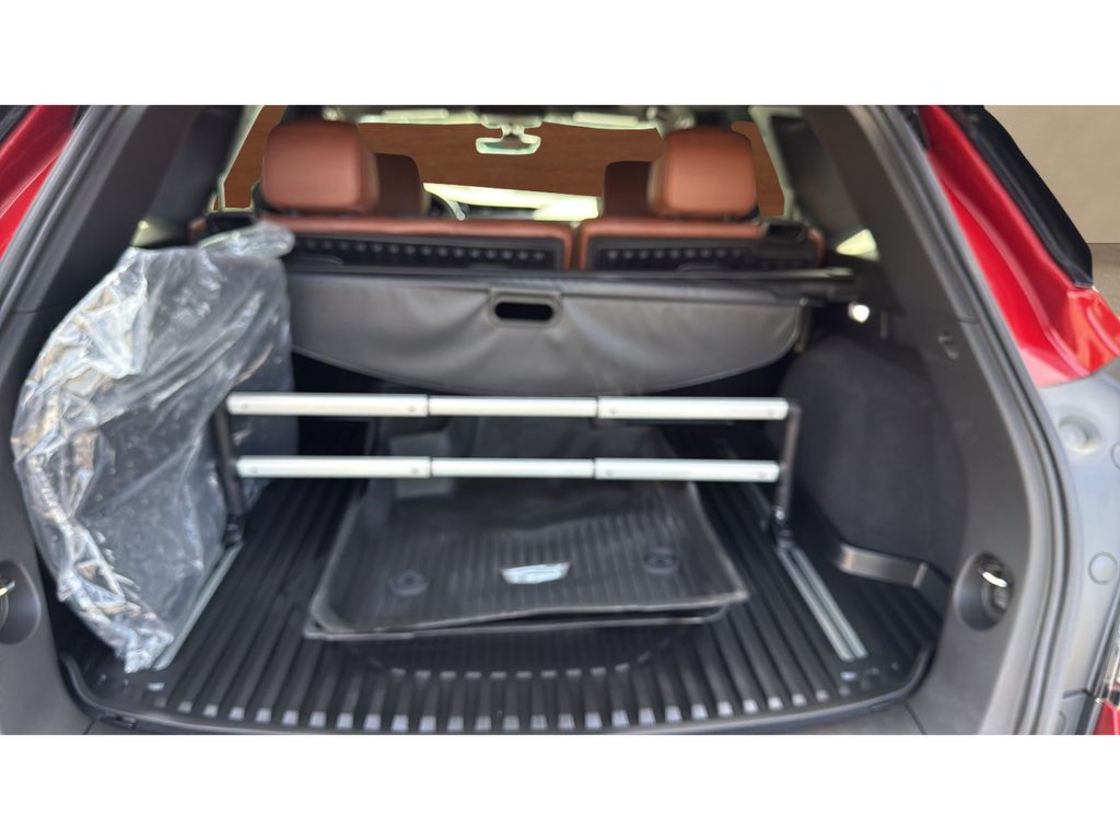 used 2025 Cadillac XT5 car, priced at $56,800