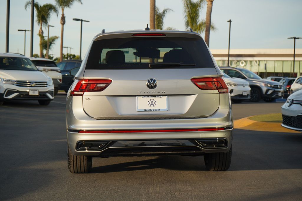 2024 Volkswagen Tiguan 2.0T SE R-Line Black 4