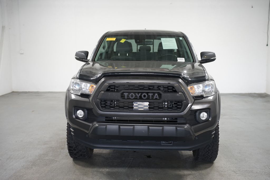 Thumbnail: 2022 Toyota Tacoma - 2