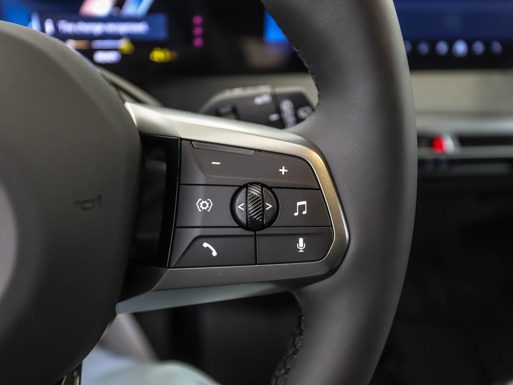 Thumbnail: 2026 BMW iX - 13