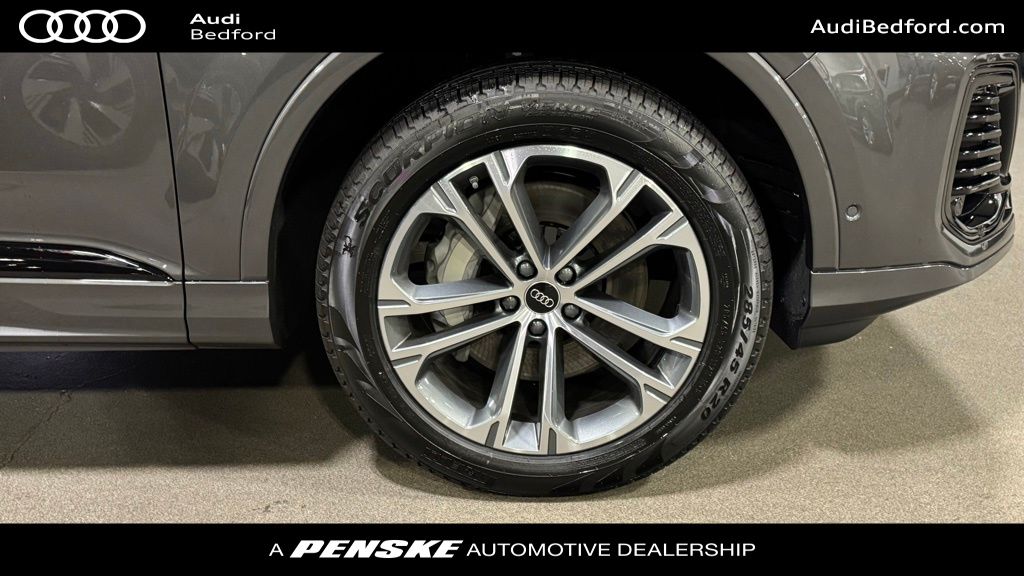 Thumbnail: 2026 Audi Q7 - 9