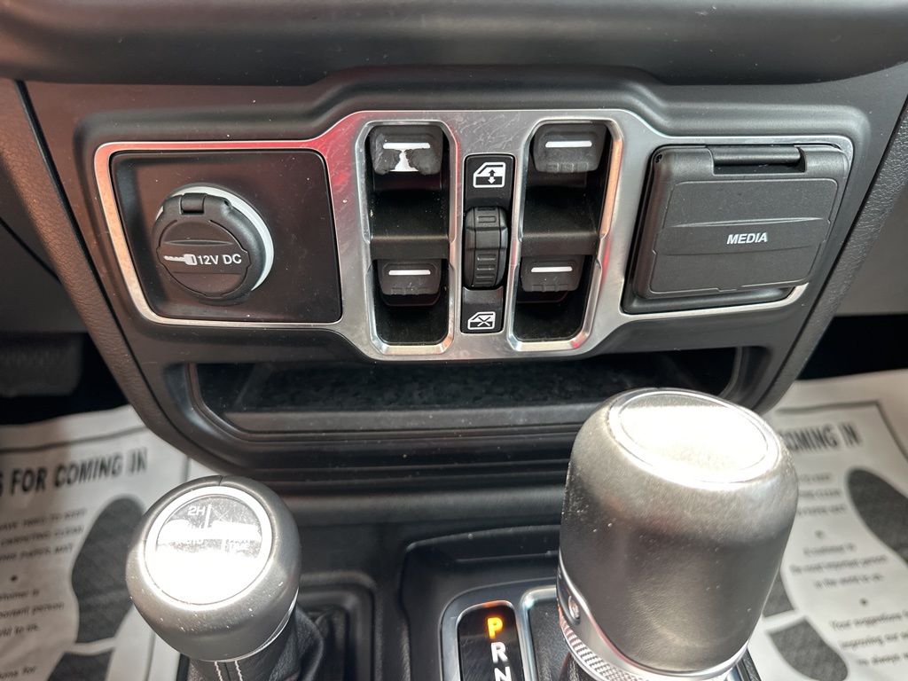 2022 Bright White Clearcoat Jeep Wrangler 4xe 4X4 SUV