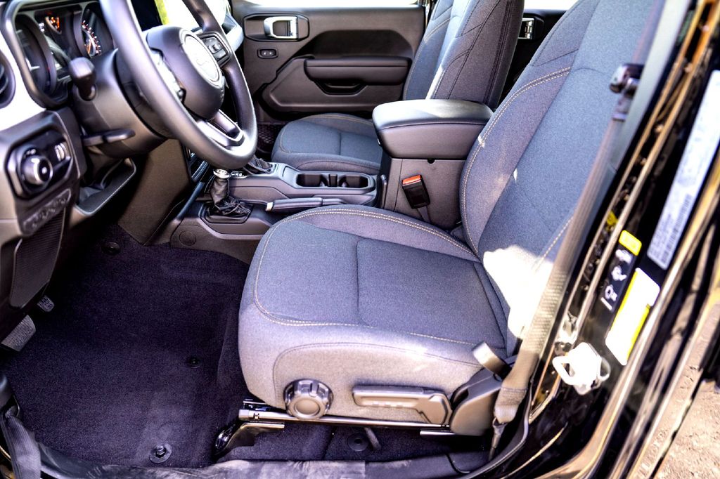 New Car 2025 Jeep Wrangler  Sport For Sale Under $50,000 In Taylor, Texas