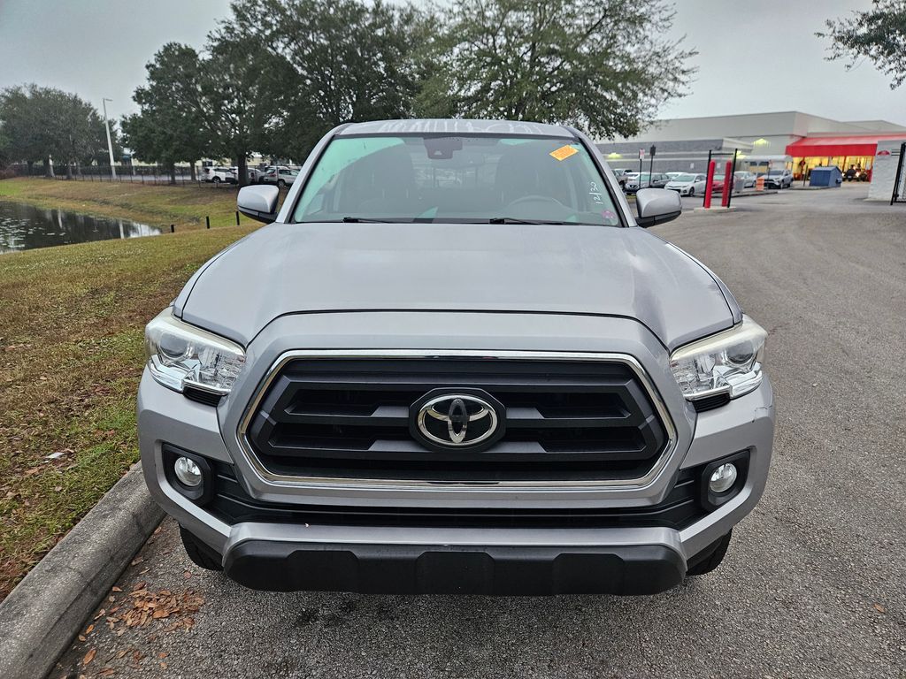 2020 Toyota Tacoma SR5 8