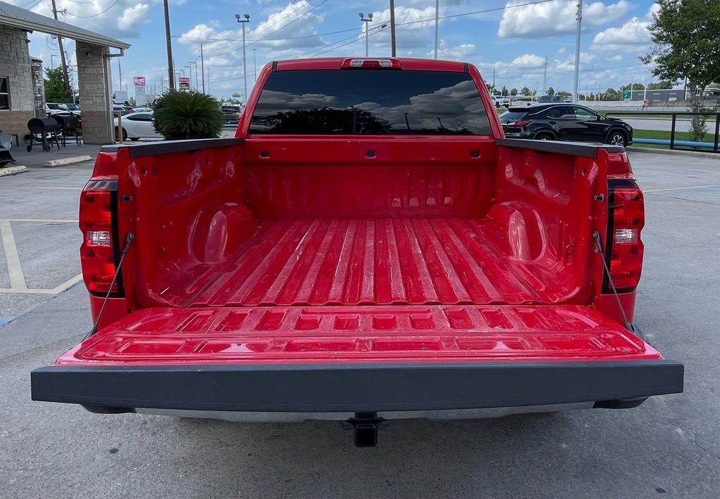 2018 Chevrolet Silverado 1500 LT Red at Bravo Nissan