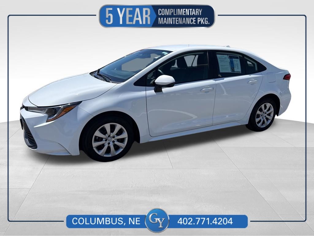2026 Toyota Corolla LE FWD