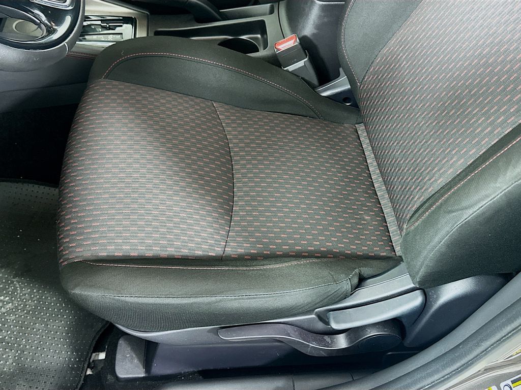 Thumbnail: 2019 Mitsubishi Outlander Sport - 19