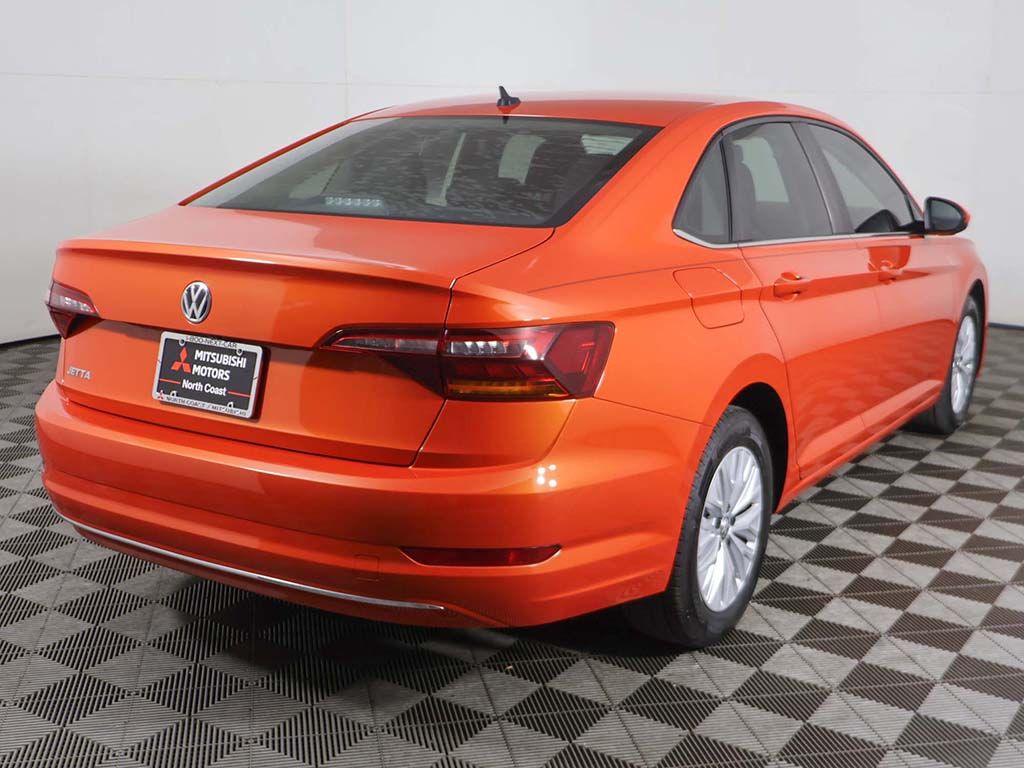 Used 2019 Orange Volkswagen 1.4T S image 7