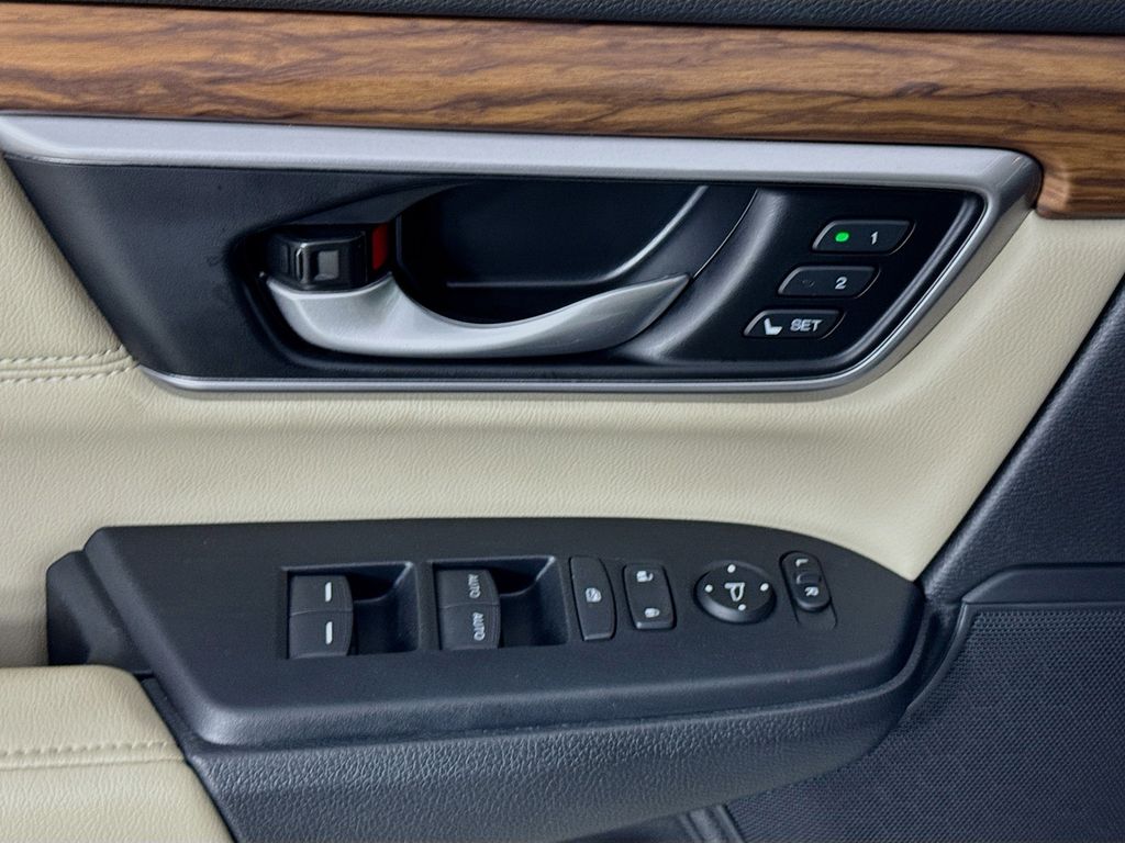 Used Car 2021 Honda Cr-v Hybrid  Ex-l For Sale Under $30,000 In Austin, Texas