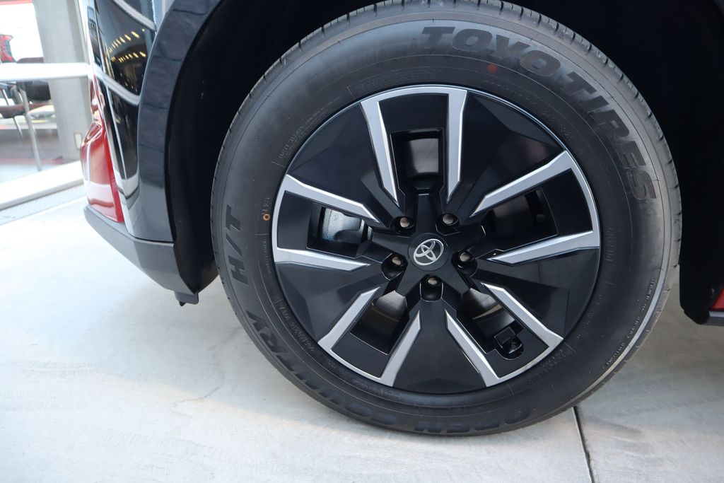 Thumbnail: 2026 Toyota bZ - 29