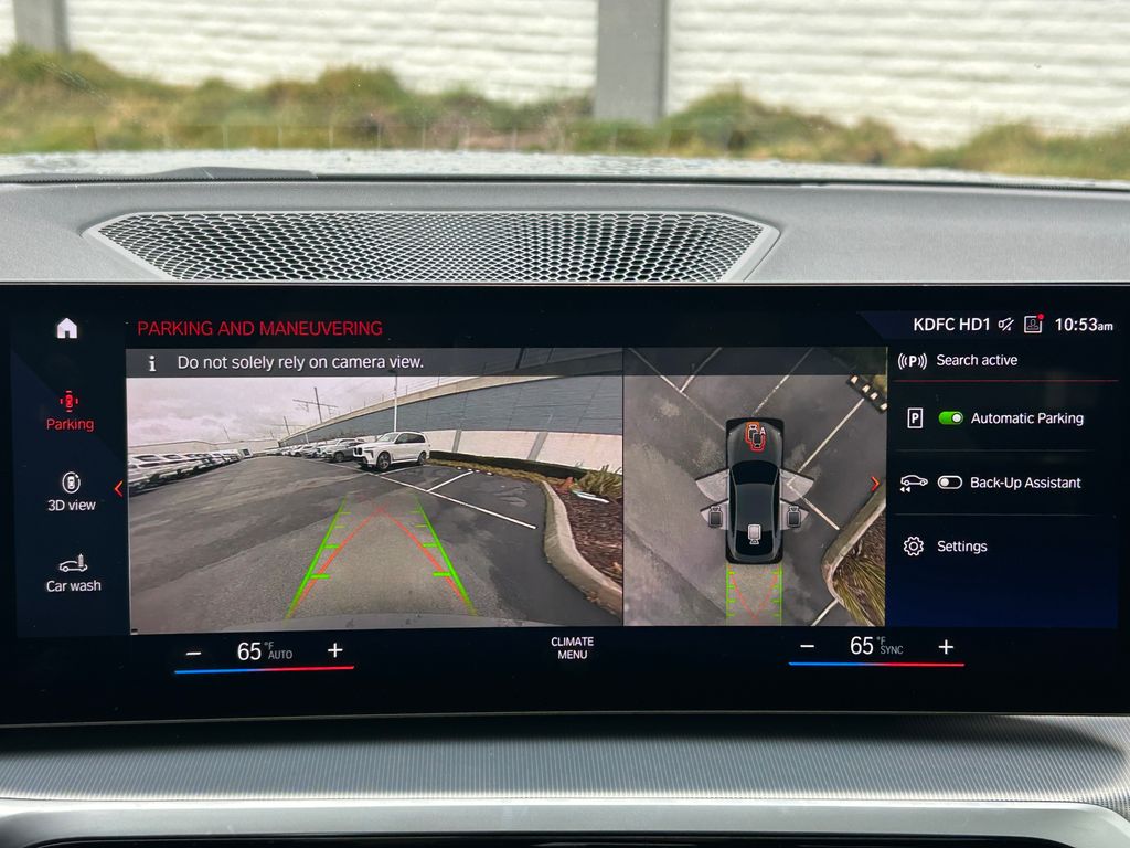 Thumbnail: 2023 BMW i4 - 23