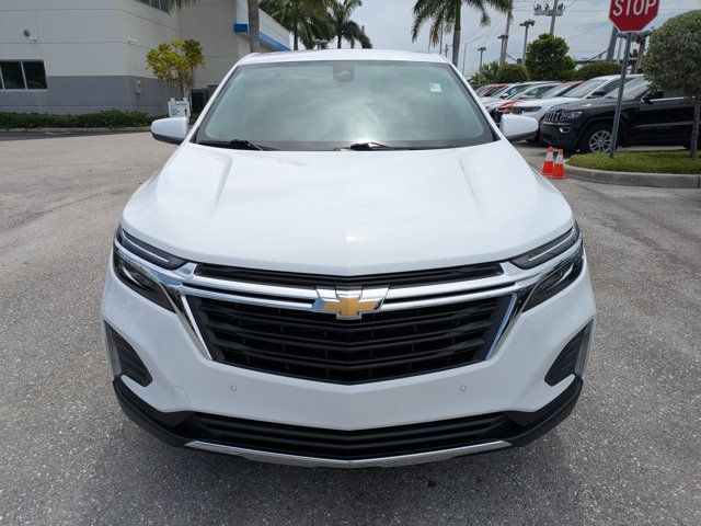 Used 2024 Summit White Chevrolet LT image 9