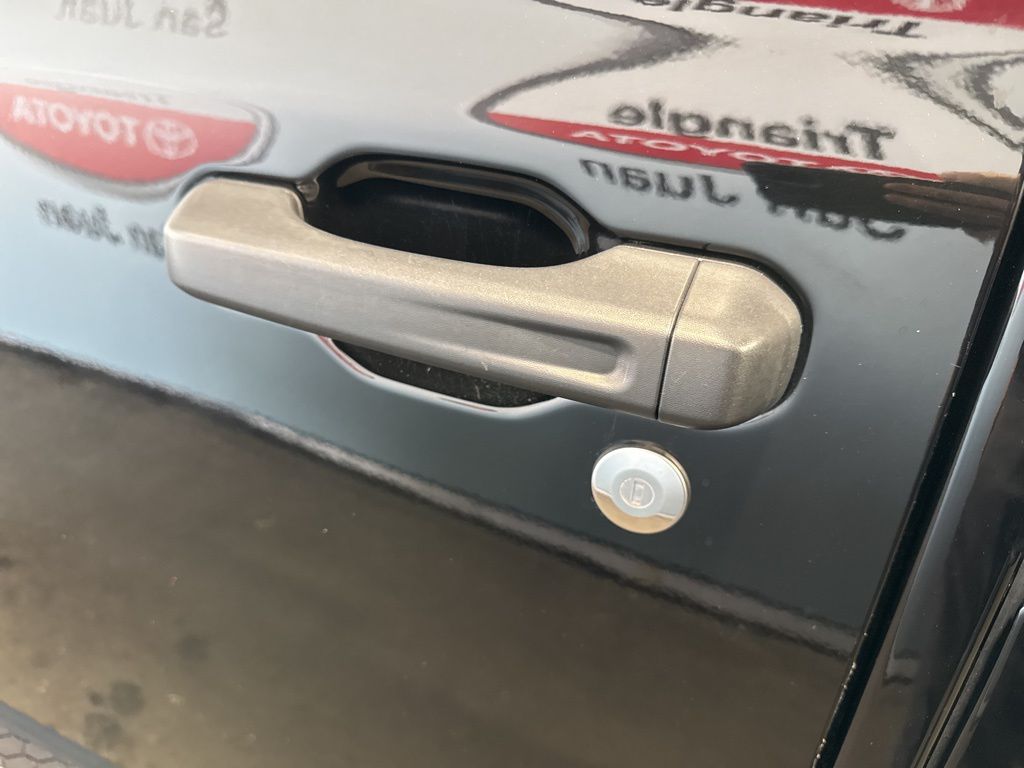 Thumbnail: 2024 Jeep Wrangler - 18