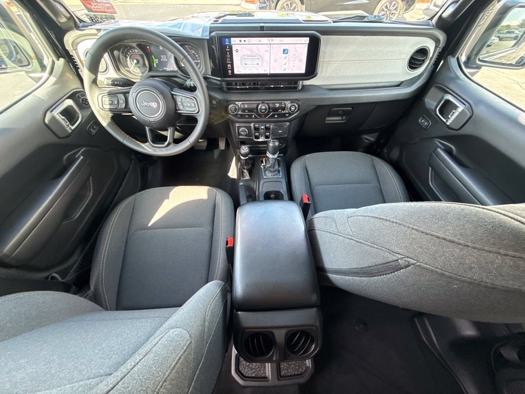 Used 2024 Jeep Wrangler SUV