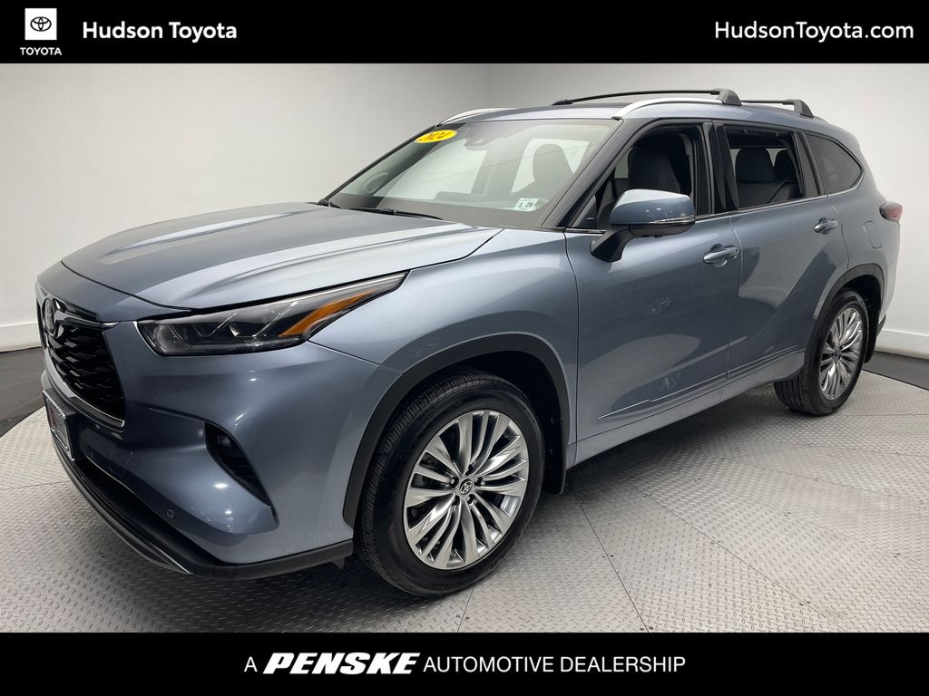 2024 Toyota Highlander Platinum -
                Jersey City, NJ