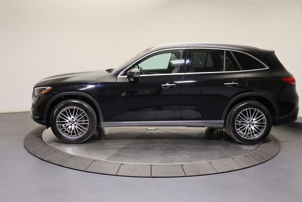 Thumbnail: 2024 Mercedes-Benz GLC - 4