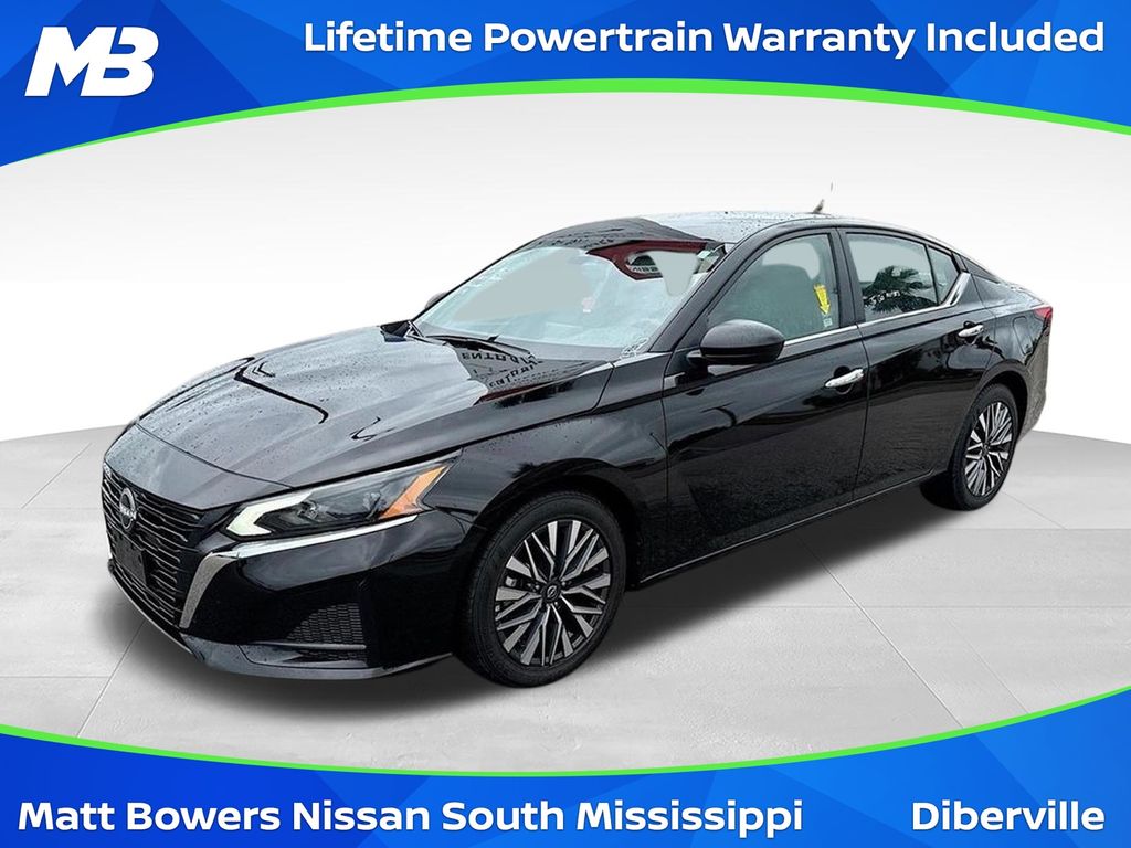 Super Black Clearcoat 2025 Nissan Altima Sedan Front-Wheel Drive Continuously Variable Transmission