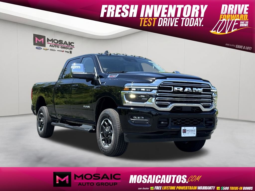 Diamond Black Crystal Pearlcoat 2026 RAM 2500 Pickup Truck Four-Wheel Drive 8-Speed Automatic