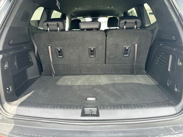 Used 2025 Buick Enclave SUV